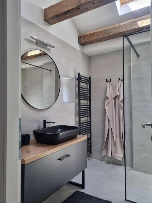Central Park Apartments Бйеловар Екстериор снимка