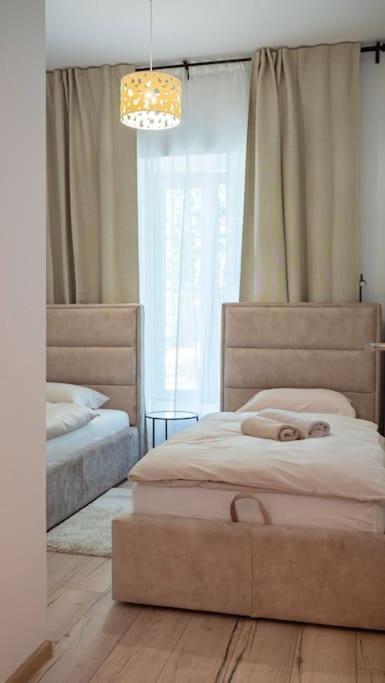 Central Park Apartments Бйеловар Екстериор снимка
